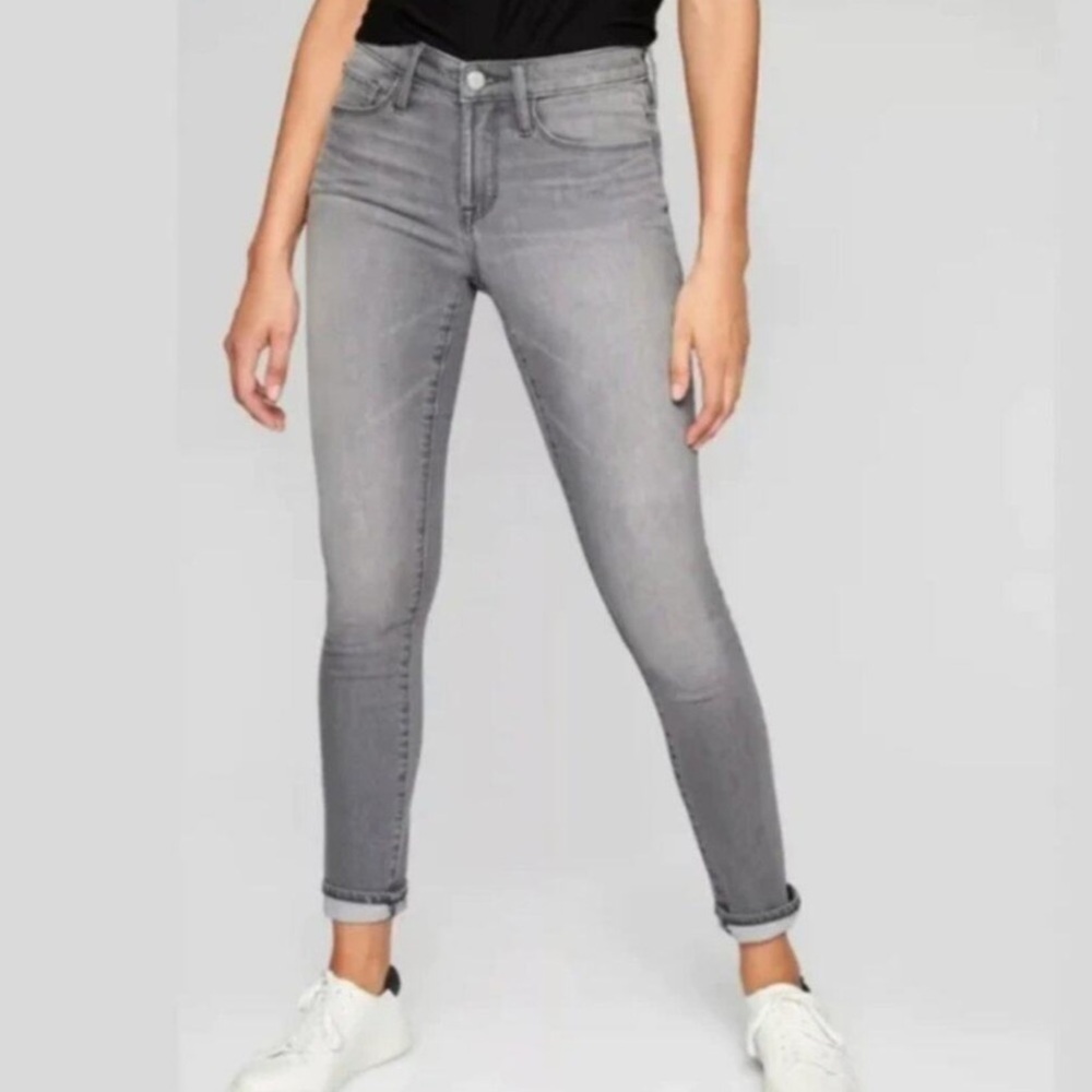 Athleta Sculptek Gray Wash Streetwear Jeans Size 6